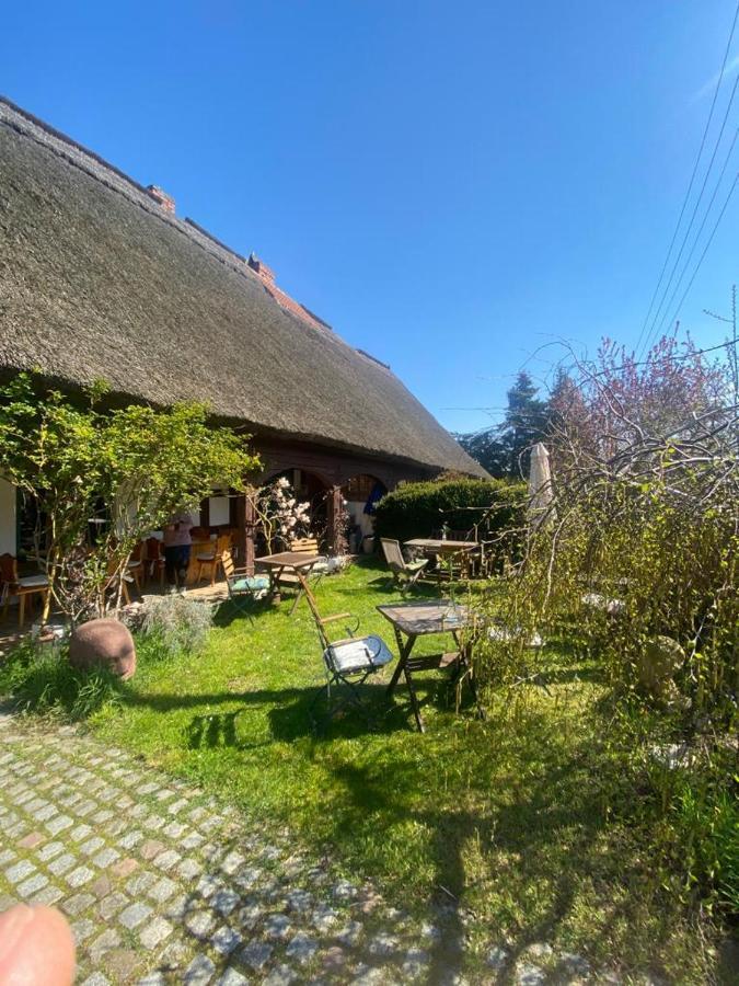 Fischerhaus Galenbeck Bed and Breakfast Exteriör bild